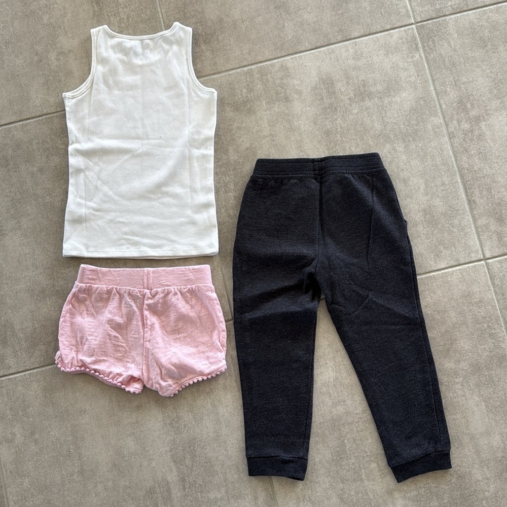 9 Piece Girl's Size 5 Children's Place, Marvel,Jumping Beans Bundle-Gently Worn - Picture 10 of 15